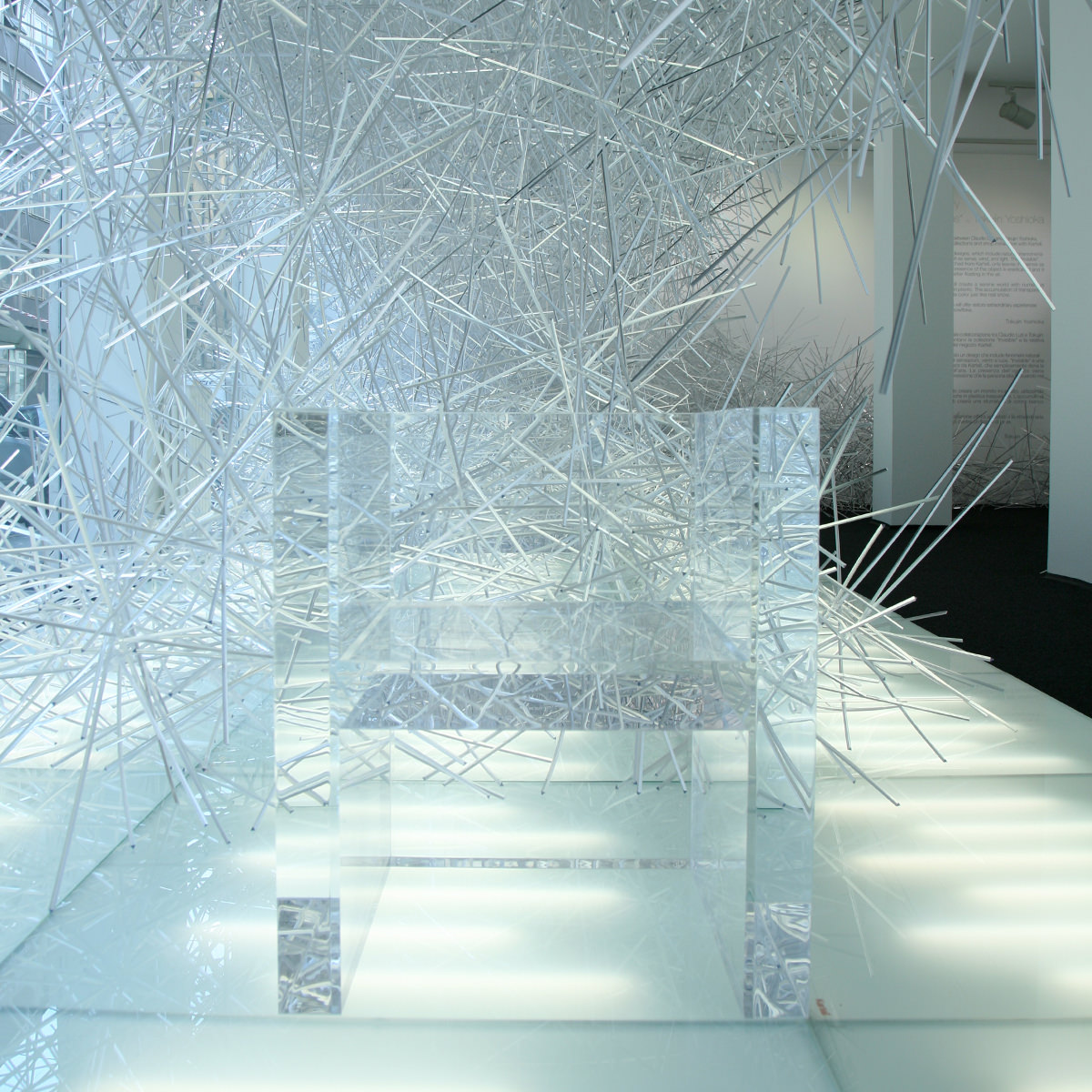 WORKS | 吉岡徳仁デザイン事務所 - TOKUJIN YOSHIOKA